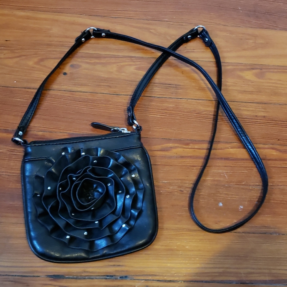 Steve Madden flower cross body